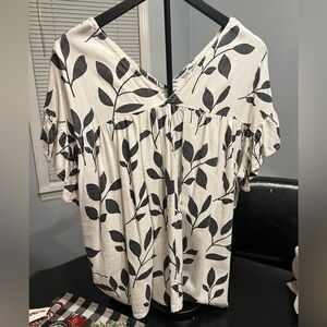 Elegant Black and White Leaf Pattern Blouse